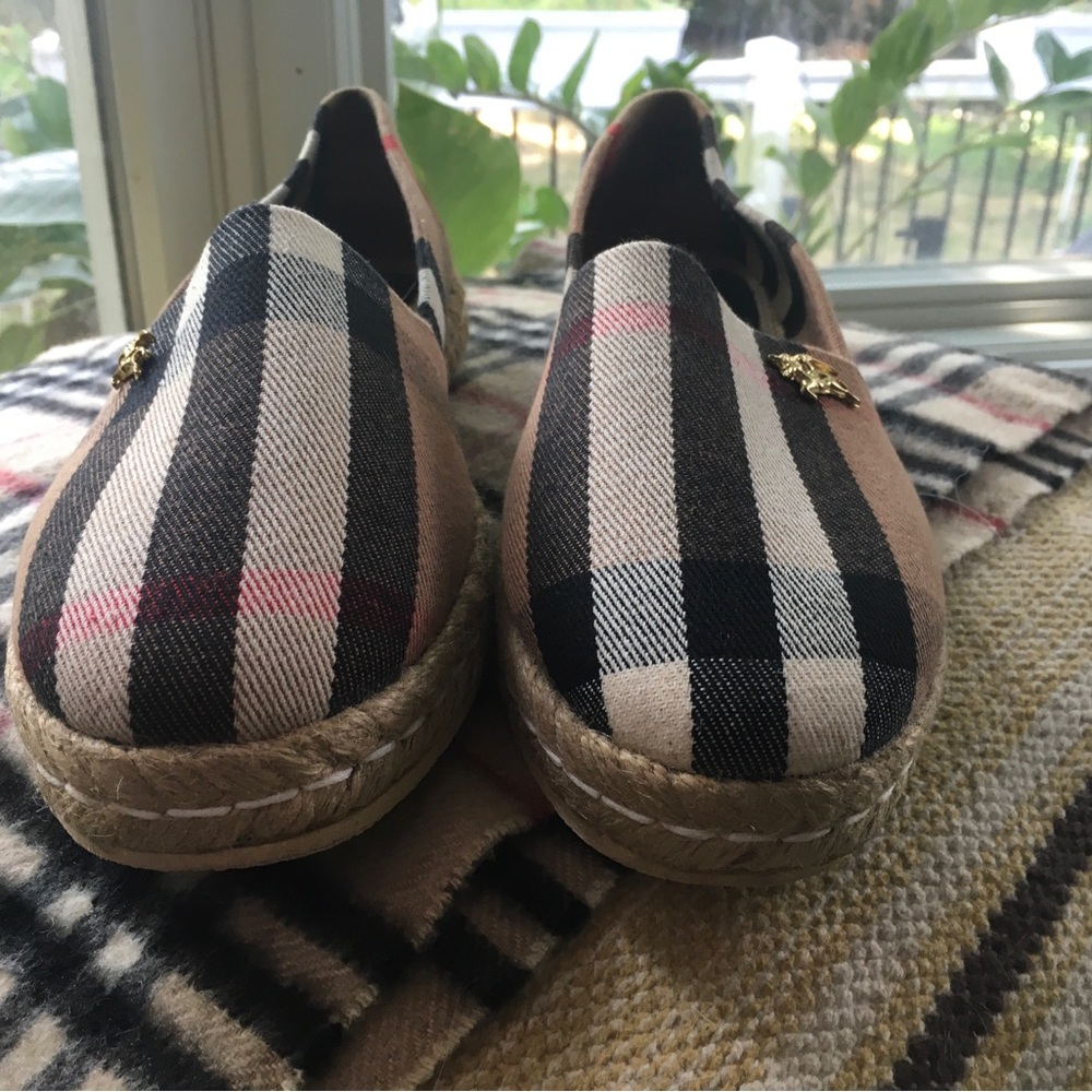 Burberry Beige, Black and Pink Nova Check Espadrille Flats - Picture 2 of 6